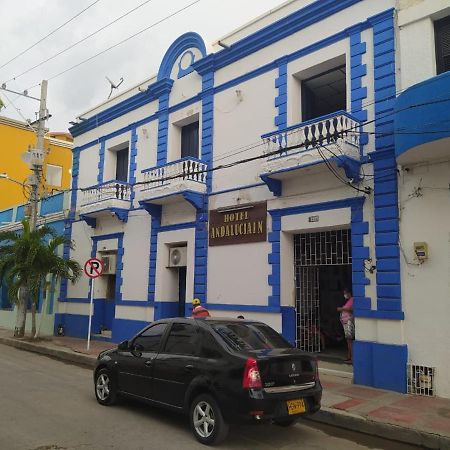 Hotel Andalucia Inn Санта-Марта Экстерьер фото