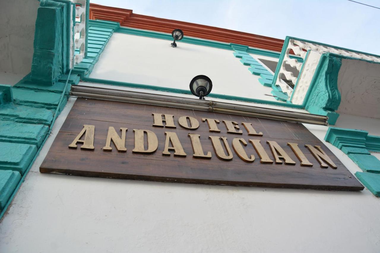 Hotel Andalucia Inn Санта-Марта Экстерьер фото
