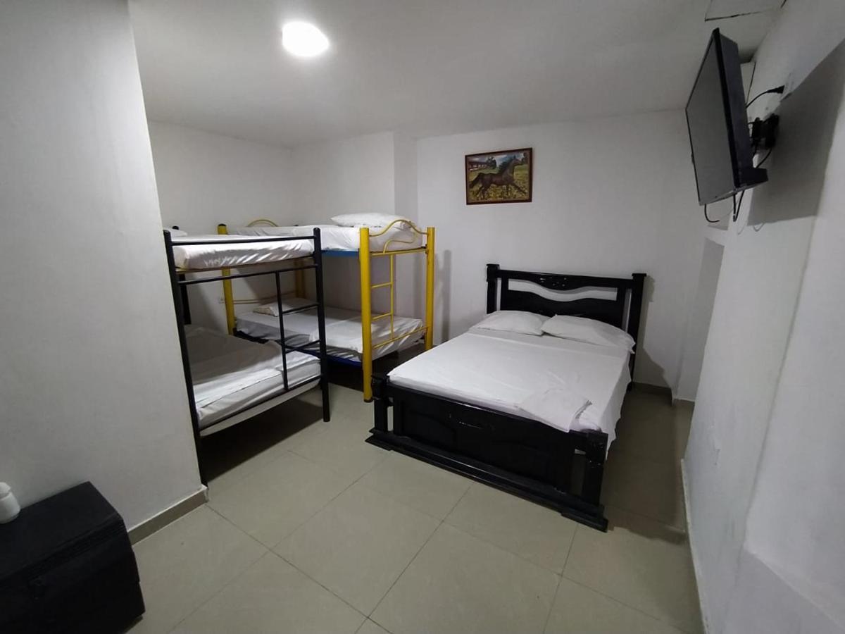Hotel Andalucia Inn Санта-Марта Экстерьер фото