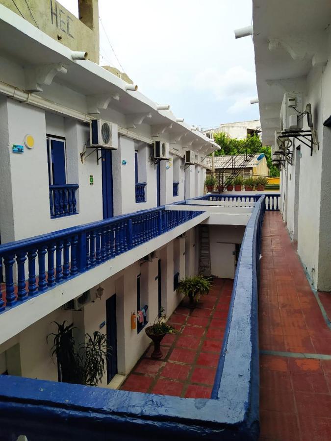 Hotel Andalucia Inn Санта-Марта Экстерьер фото
