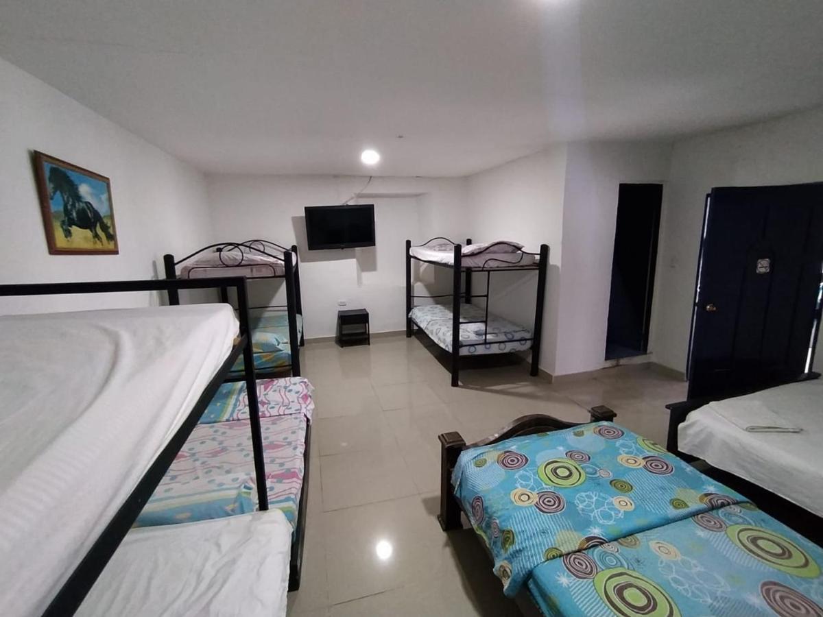 Hotel Andalucia Inn Санта-Марта Экстерьер фото