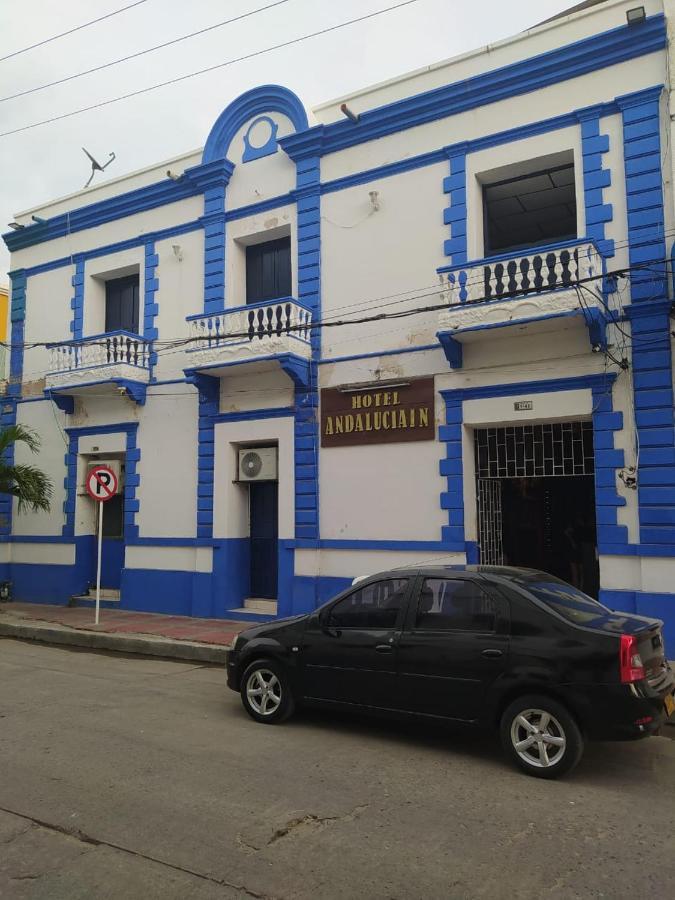 Hotel Andalucia Inn Санта-Марта Экстерьер фото